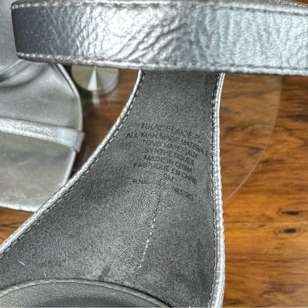 NEW Nordstrom Rack Adelaide Block Heel Sandal silver metallic - Picture 12 of 16